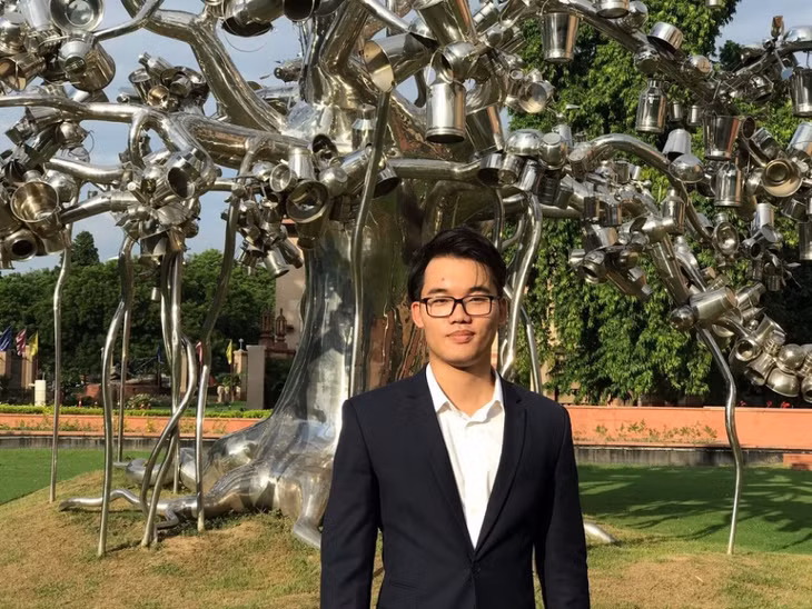 Tác giả trong chuyến đi Ấn Độ