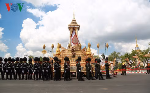 Thái Lan tổ chức diễn tập cho lễ hoả táng vua Rama 9.