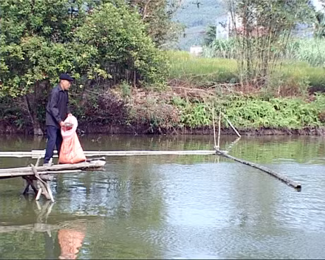 Mô hình nuôi cá nước ngọt của ông Tằng Tắng Phúc (Bản Tài Lý Sáy, xã Quảng Lâm) mỗi năm cho thu nhập hàng chục triệu đồng.