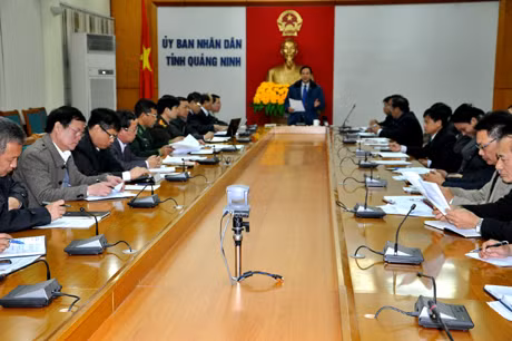 Đồng chí Đặng Huy Hậu, Phó Chủ tịch UBND tỉnh kết luận tại cuộc họp