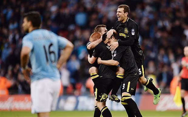 Man City từng bị "kẻ liều" Wigan đánh bại ở chung kết FA Cup mùa trước