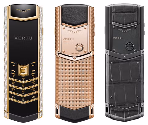 Vertu Signature Full Pave Diamond – Vertu Signature Red Gold – Vertu Signature Zirconium.
