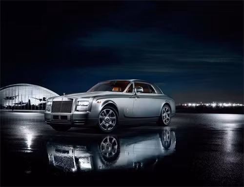 Phantom Coupe vinh danh nhà đồng sáng lập hãng Rolls-Royce và chiếc thủy phi cơ Supermarine S6B.