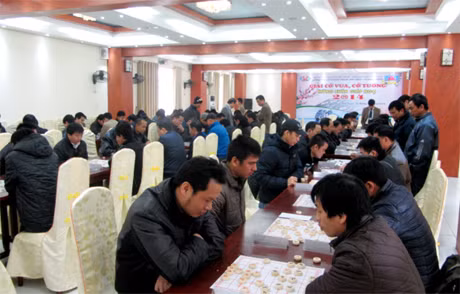 Các VĐV tham gia Giải cờ vua, cờ tướng.