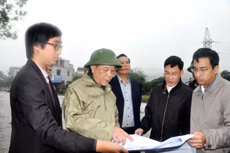 đồng chí Đỗ Thông, Phó Chủ tịch Thường trực UBND tỉnh