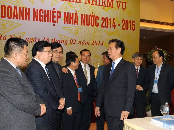 Thủ tướng Nguyễn Tấn Dũng với các đại biểu. (Ảnh: Đức Tám/TTXVN)