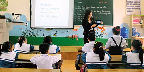Mô hình “Lớp học thông minh” triển khai tại Trường Tiểu học Vĩnh Khê (Đông Triều).