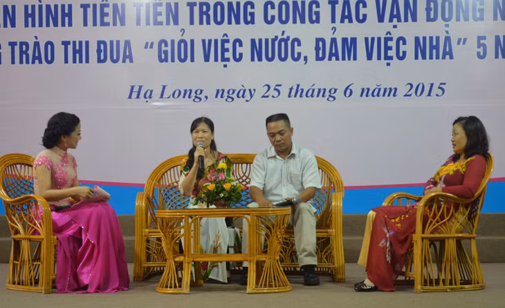 Giao lưu với các CNVC-LĐ tiêu biểu trong phong trào thi đua Giỏi việc nước-Đảm việc nhà