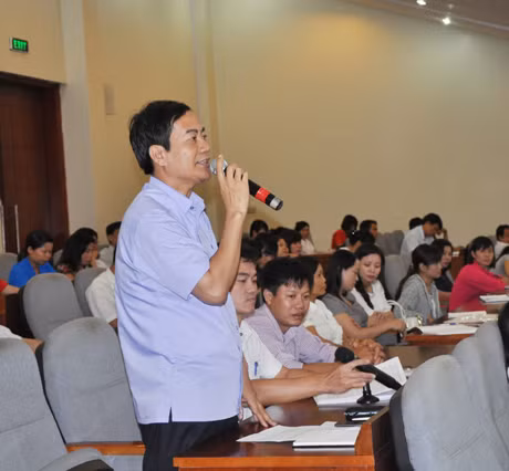 Đại diện cử tri phát biểu ý kiến
