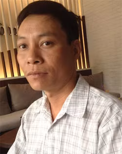 Đại úy Hồng.