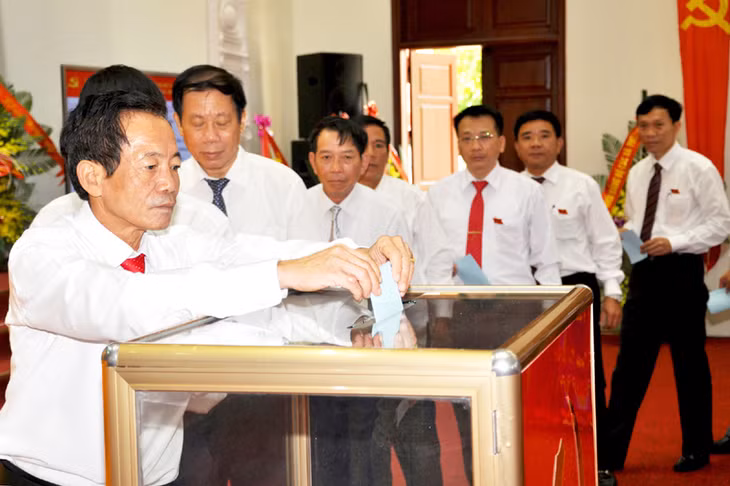Bầu BCH và bầu trực tiếp Bí thư Thành ủy nhiệm kỳ 2015-2020.