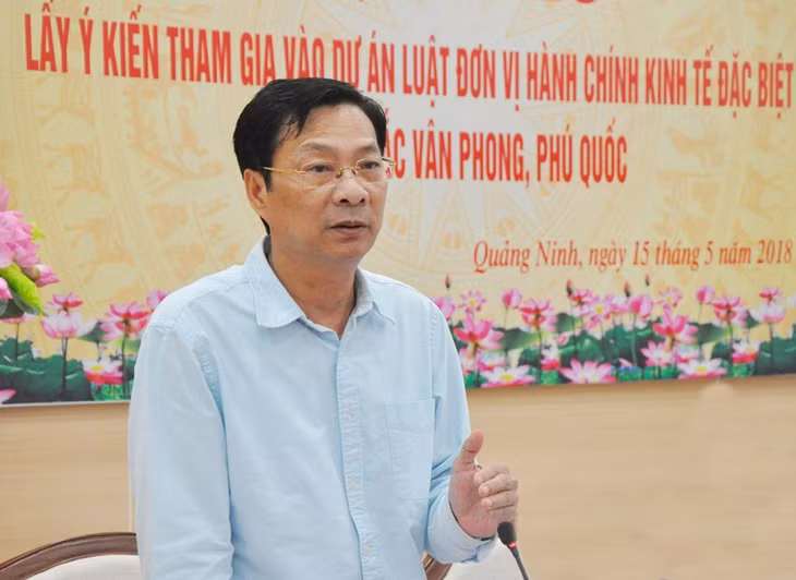 Đồng chí Nguyễn Văn Đọc, Bí thư Tỉnh ủy, Chủ tịch HĐND tỉnh kết luận hội thảo