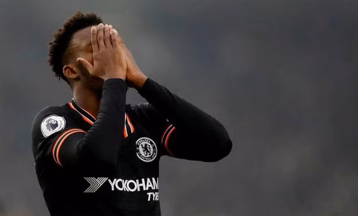 Tiền đạo cánh Callum Hudson-Odoi của Chelsea dương tính với nCoV. Ảnh: Reuters.