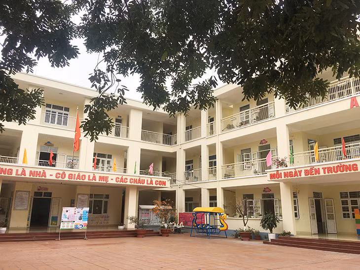 Trường Mầm non Hoa Hồng được đầu tư xây dựng thêm 1 dãy nhà tầng đáp ứng nhu cầu dạy và học, giải quyết kiến nghị cử tri.