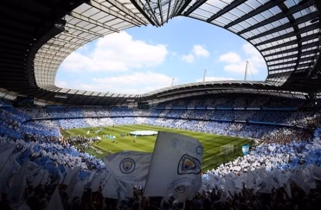  Man City "quyên" sân Etihad cho tổ chức Y tế Quốc gia.