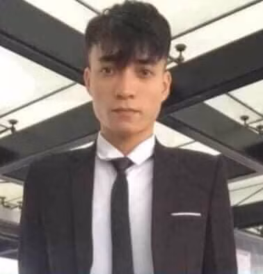 Đối tượng Trung.