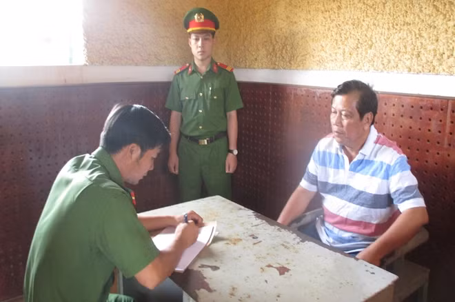Trịnh Sướng khi mới bị bắt tại Cơ quan điều tra.