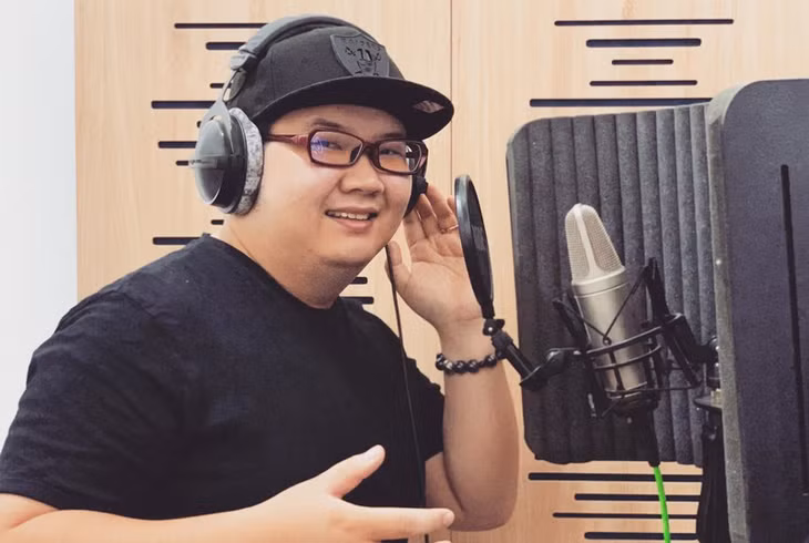 Nhà sản xuất Hiếu Trần.