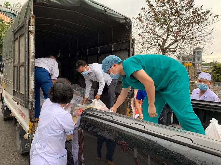 Những món quà thiết yếu đối với cán bộ, nhân viên tại Bệnh viện