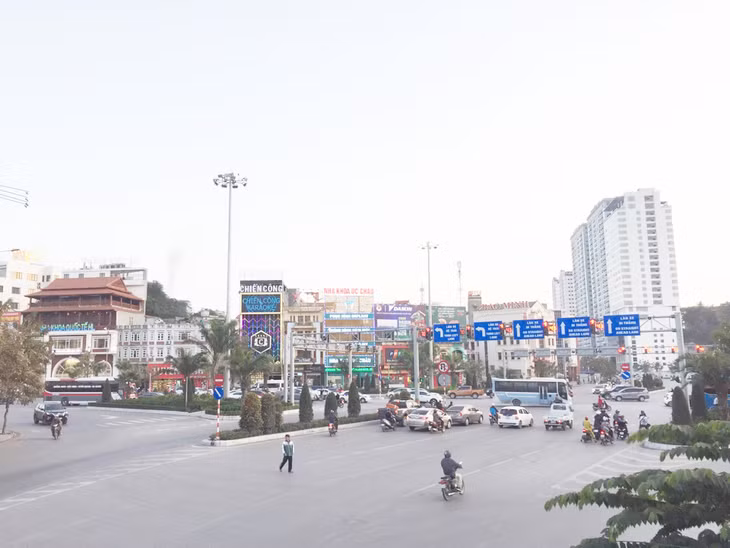 Nút giao thông Ngã tư Loong Toòng.