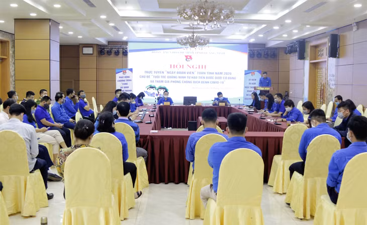 Quang cảnh hội nghị