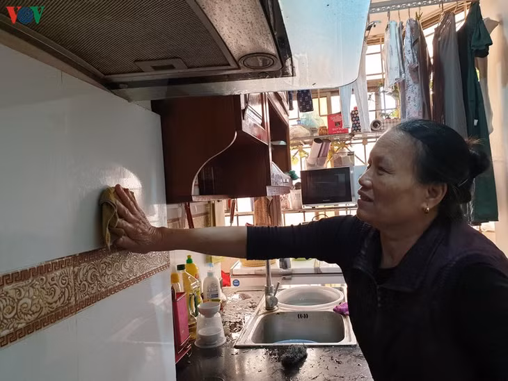Chủ sử dụng lao động không ký hợp đồng bằng văn bản với người giúp việc sẽ bị phạt tiền. (Ảnh minh họa)