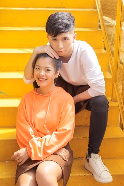 Hồng Khanh và Hoàng Dương thân nhau từ sau cuộc thi The Voice Kids 2013. Ảnh: Vĩnh Duy.