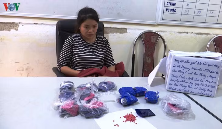  Đối tượng Ngoan cùng tang vật.