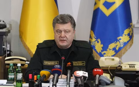 Tổng thống Ukraine Poroshenko (Ảnh Reuters)