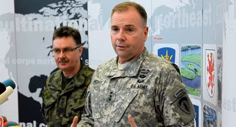 Chỉ huy quân sự tối cao của lực lượng NATO tại châu Âu Frederick Hodges