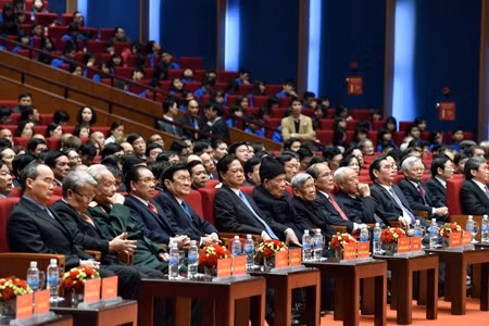 Lãnh đạo Đảng, Nhà nước và các đại biểu dự Lễ kỷ niệm 85 năm thành lập Đảng. Ảnh: VGP/Nhật Bắc