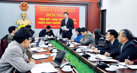 Đồng chí Nguyễn Đức Long, Phó Bí thư Tỉnh uỷ, Chủ tịch HĐND tỉnh phát biểu chỉ đạo tại cuộc họp tổng kết năm 2014 của Ban Kinh tế và Ngân sách.