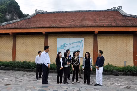 Đoàn công tác tham quan Nghĩa trang An Lạc viên phường Quang Hanh (TP Cẩm Phả)