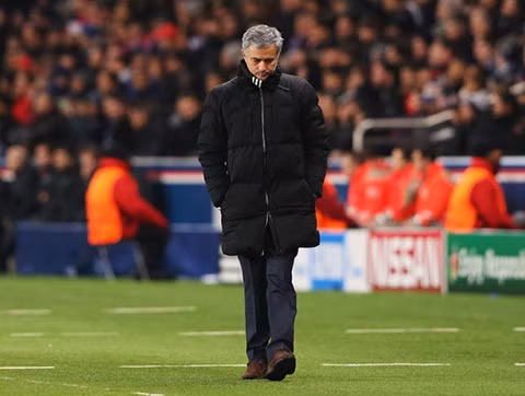 Chelsea của Mourinho hòa hú vía
