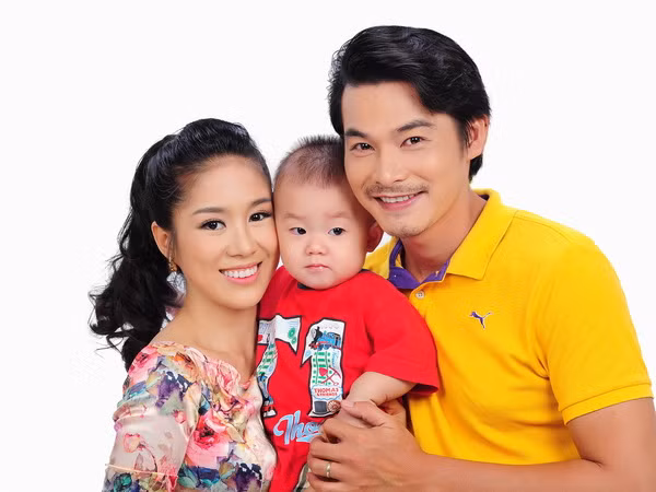 Gia đình Lê Phương - Quách Ngọc Ngoan
