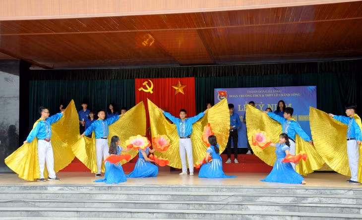 Những tiết mục văn nghệ đặc sắc của các bạn học sinh trong lễ kỷ niệm 