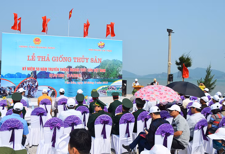 Lễ thả cá giống 2018