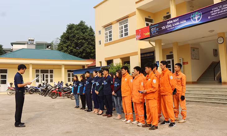 Quang cảnh lễ phát động.