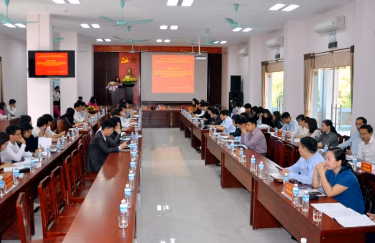 Quang cảnh hội nghị tại Trường Đào tạo cán bộ Nguyễn Văn Cừ.