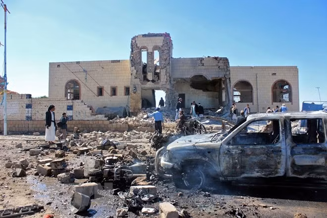 Cảnh đổ nát sau các cuộc giao tranh tại Saada, Yemen ngày 20/12/2017. (Nguồn: AFP/TTXVN)