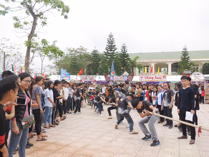 Đoàn trường THPT Ba Chẽ tổ chức Hội trại truyền thống nhân kỷ niệm 87 năm