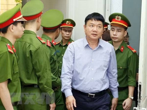 Bị cáo Đinh La Thăng. (Ảnh: TTXVN)