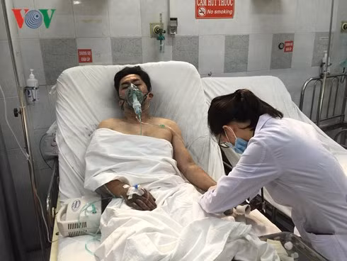 Hiện, còn lại 44 nạn nhân vẫn còn nằm điều trị tại các bệnh viện trên địa bàn, 41 người bị nhẹ hơn đã xuất viện.