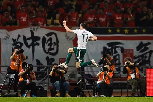  Bale đã tỏa sáng rực rỡ.