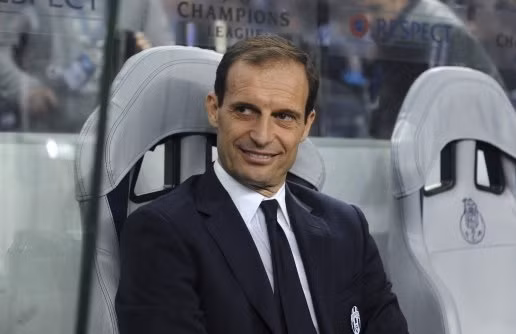  Các ông chủ của CLB PSG đang lên kế hoạch thay thế HLV hiện tại Unai Emery bằng HLV người Italia, Massimiliano Allegri