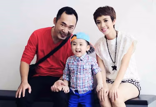 Gia đình hạnh phúc của Thu Trang - Tiếng Luật.