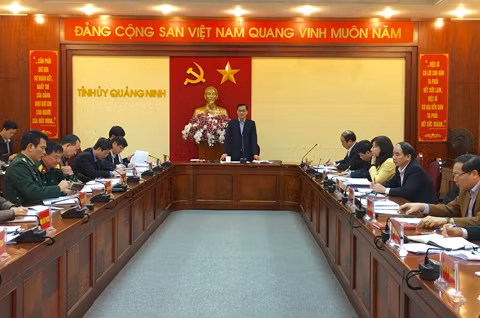 Đồng chí Vũ Hồng Thanh, Phó Bí thư Tỉnh ủy phát biểu chỉ đạo hội nghị