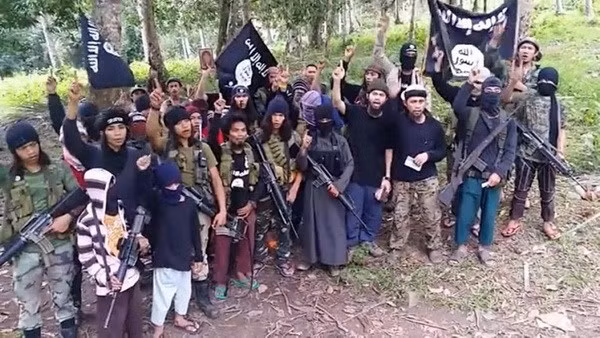 Các tay súng Abu Sayyaf. (Nguồn: jakartagreater.tumblr.com)