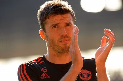  Carrick ra điều kiện phải trụ hạng cho Newcastle nếu muốn anh rời MU hè này