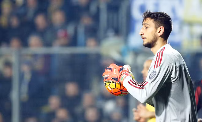 Donnarumma là cầu thủ Italy được săn đón nhiều nhất